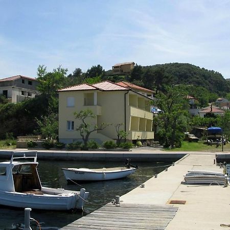 Apartments By The Sea Supetarska Draga - Donja, Rab - 11769 Екстер'єр фото