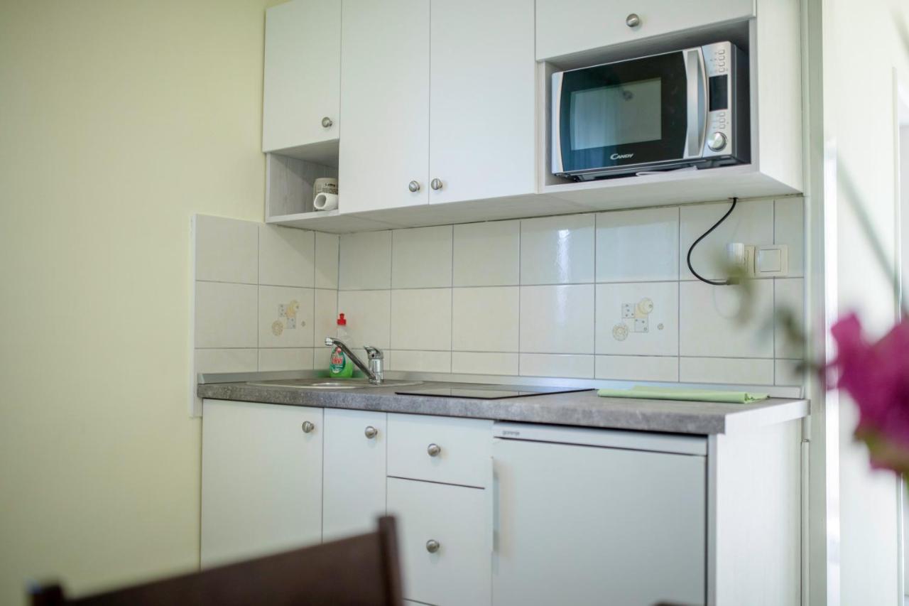 Apartments By The Sea Supetarska Draga - Donja, Rab - 11769 Екстер'єр фото